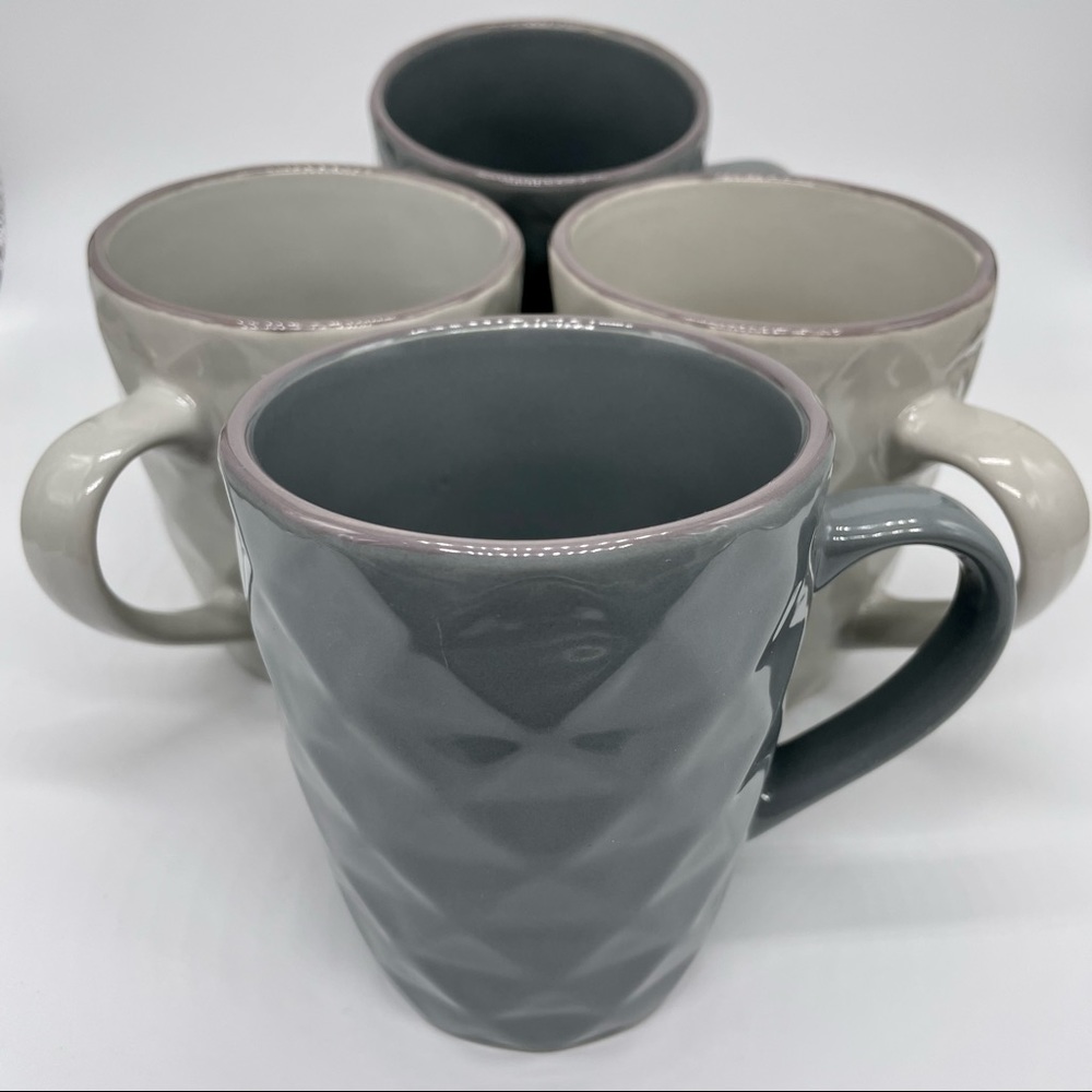Set of Four Elama Diamond Waves Pattern Gray Grey Coffee Mugs Tea Cups Mint